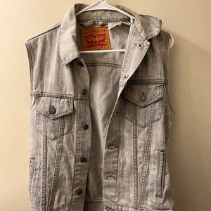 Levi Strauss & Co. Original Riveted Men's Grey Jean Jacket Vest (small)